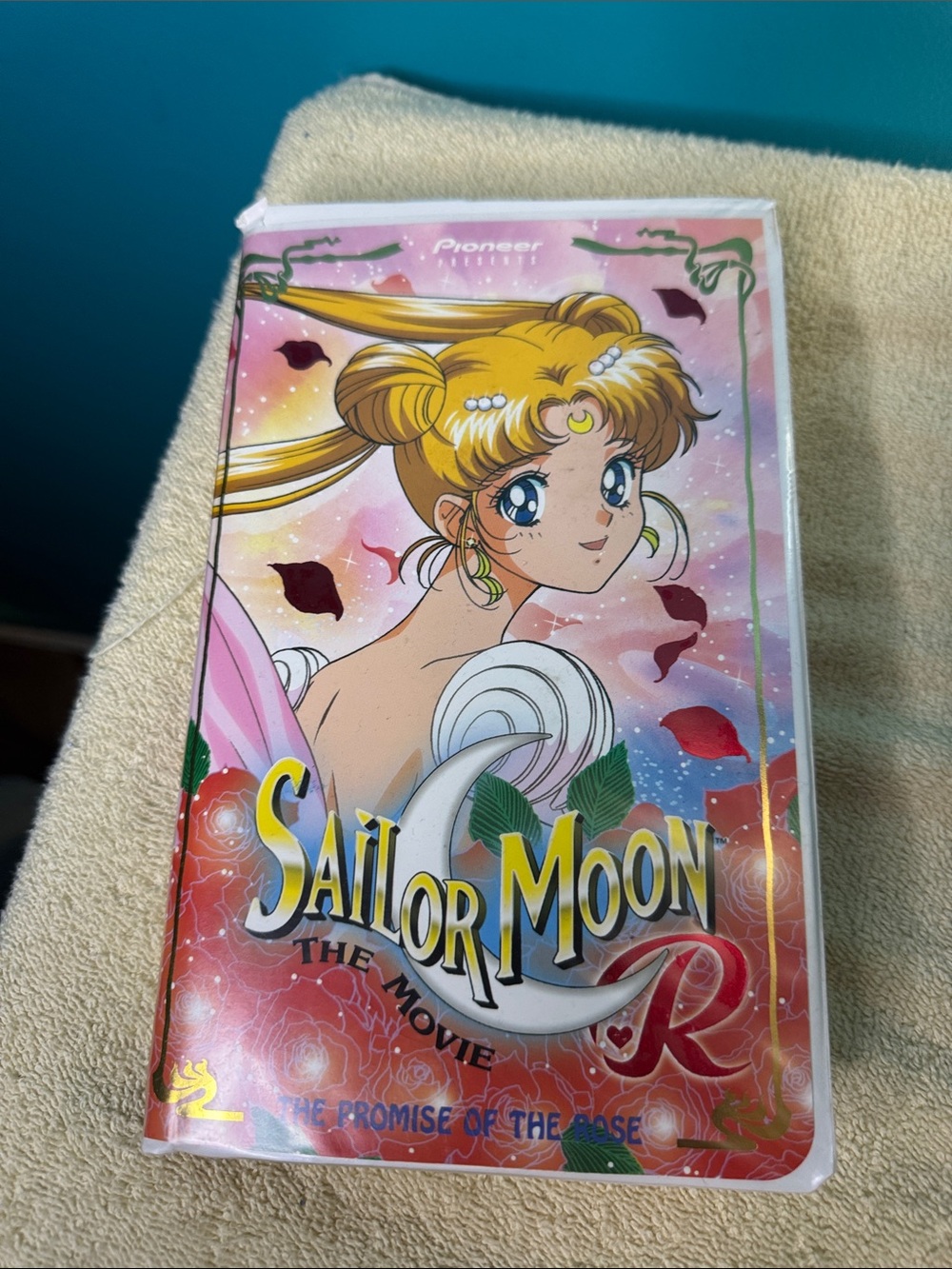 PIONEER Sailor Moon The Movie R Pink Yellow White Cover